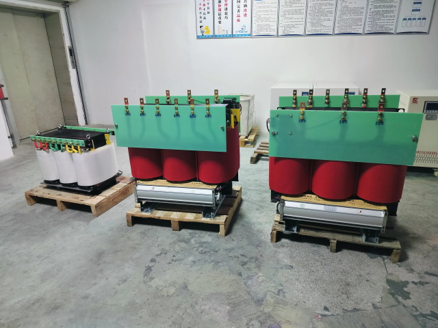新化KS11-1000KVA矿用变压器
